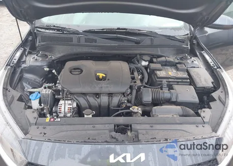 2022 Kia Forte Fe z USA, uszkodzony, nr VIN 3KPF24AD3NE481177